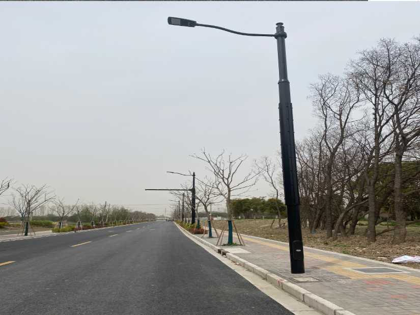 西城区上海综合杆 太阳能路灯工程